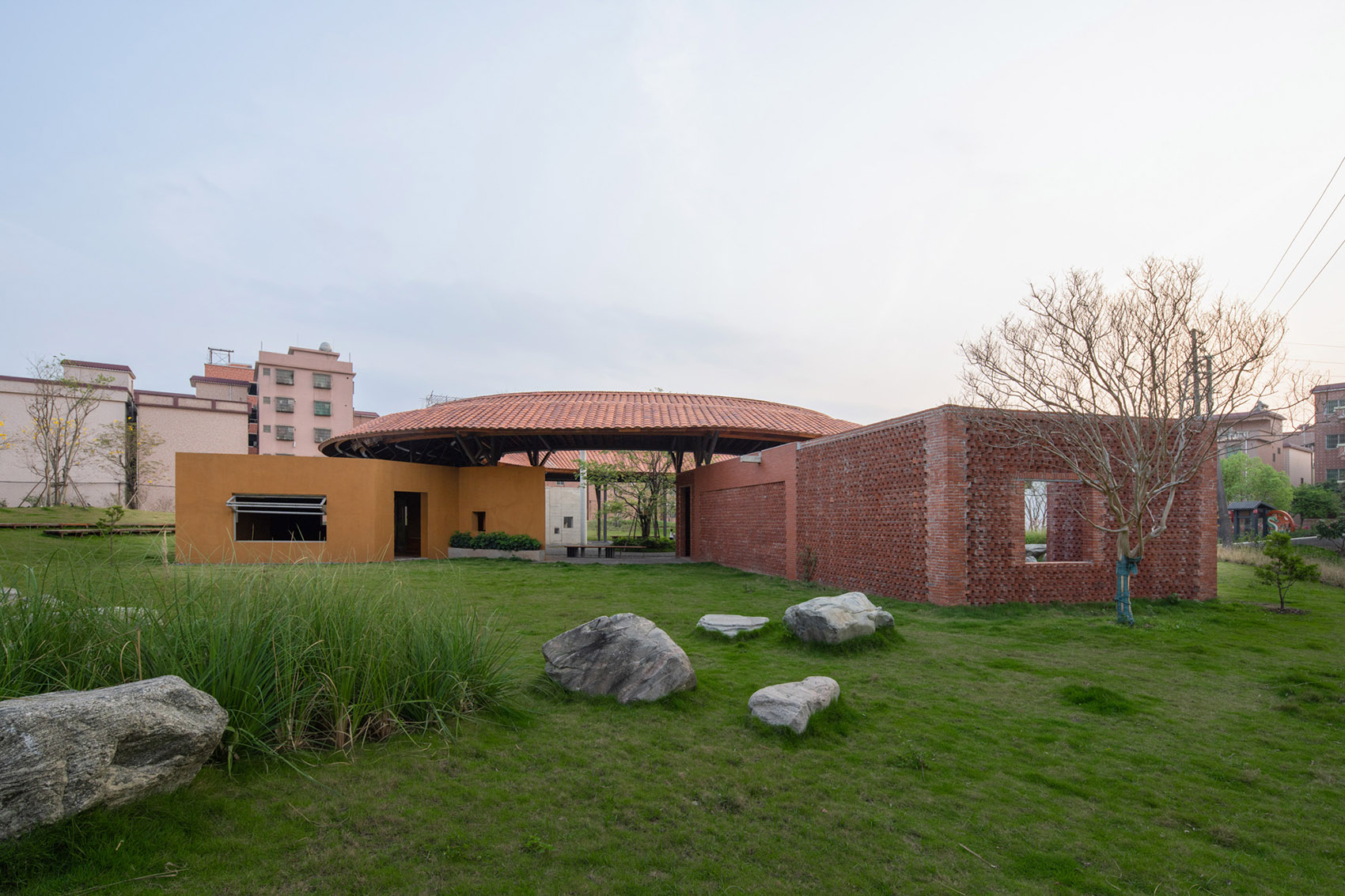 盐步老龙公园丨中国佛山丨竖梁社悬亮子工作室-31