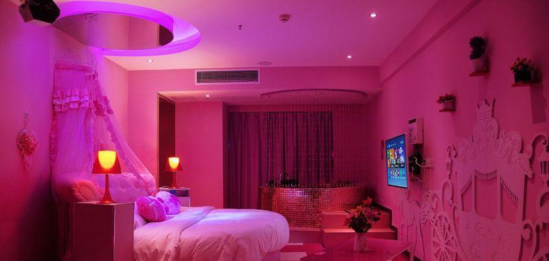 贝艾情侣主题酒店-13