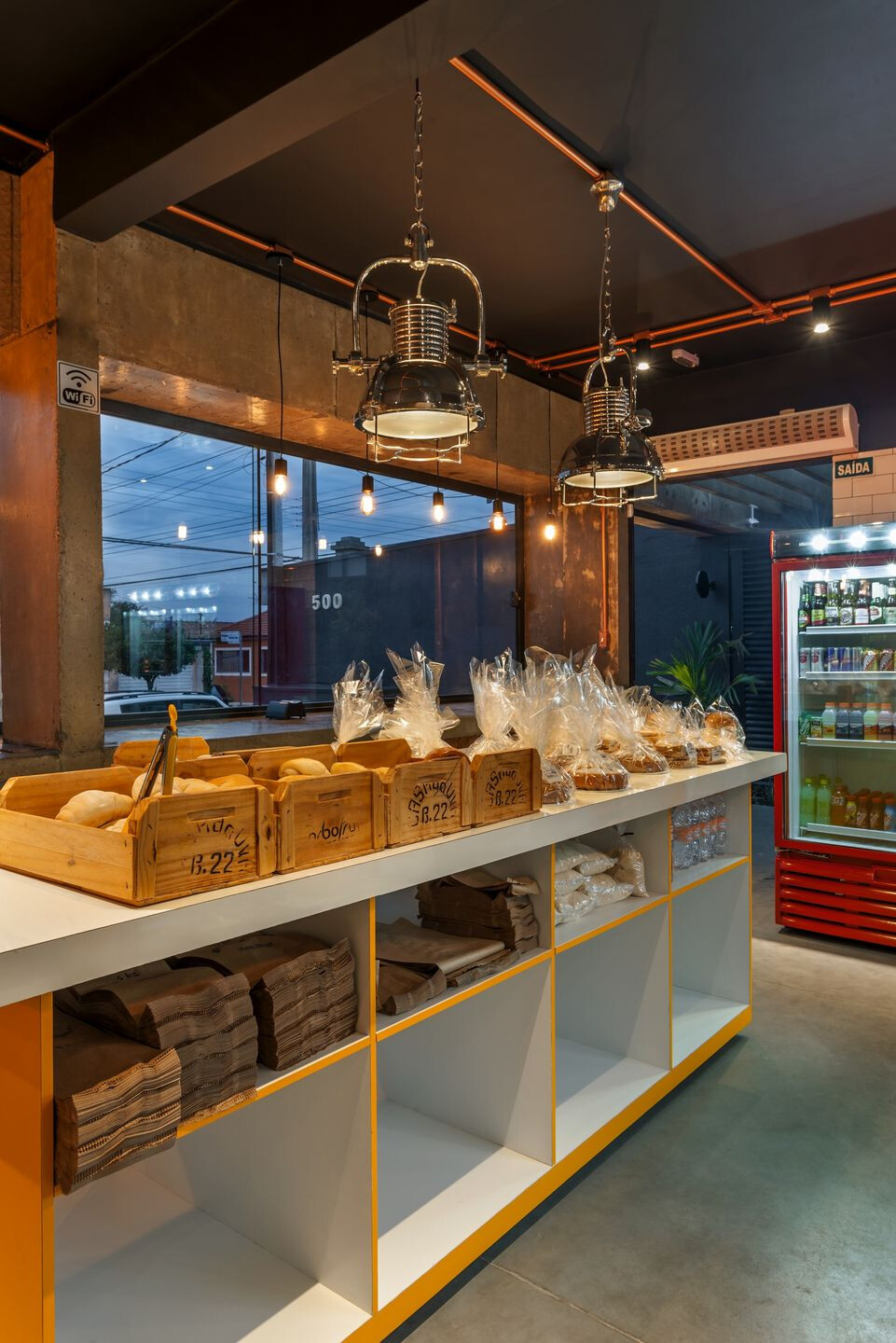 转变之家 | 打造充满人情味的城市面包房-27