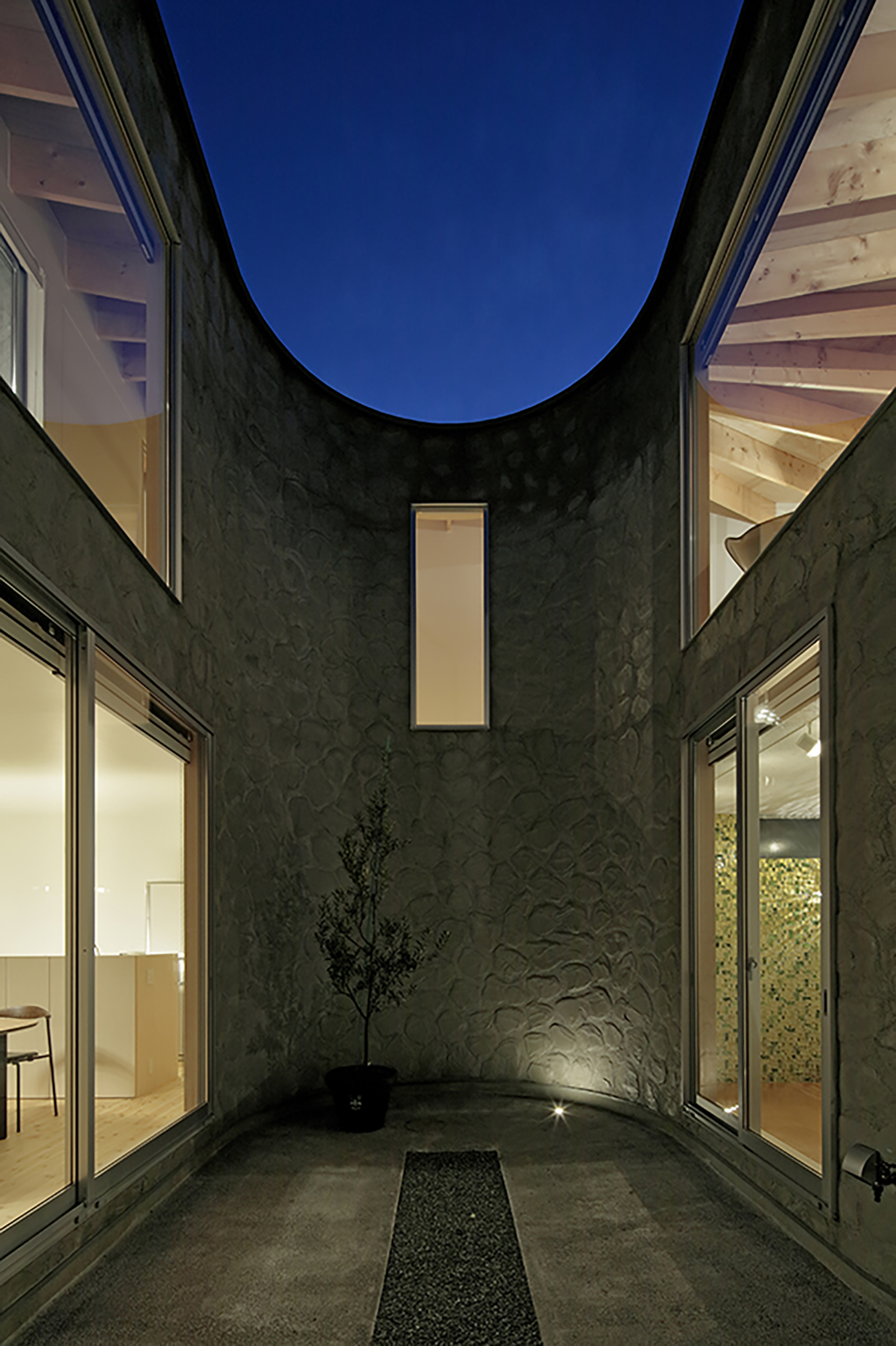 Stillness and motion | International Royal Architecture-29