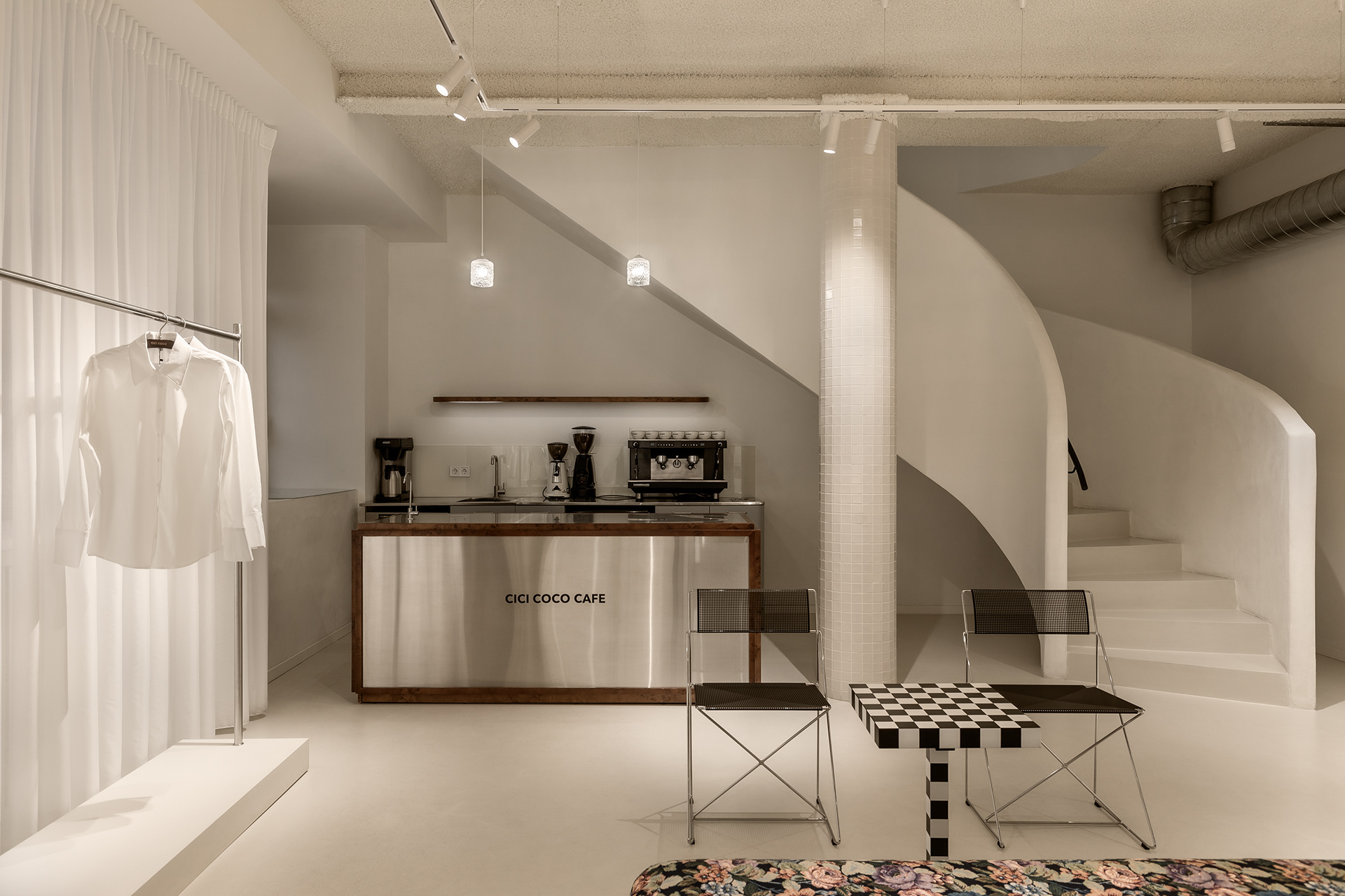 CICI COCO 展厅及咖啡馆丨乌克兰利沃夫-0