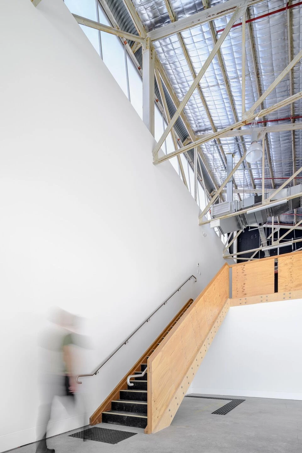 澳大利亚前海军潜艇基地变身公共空间-16