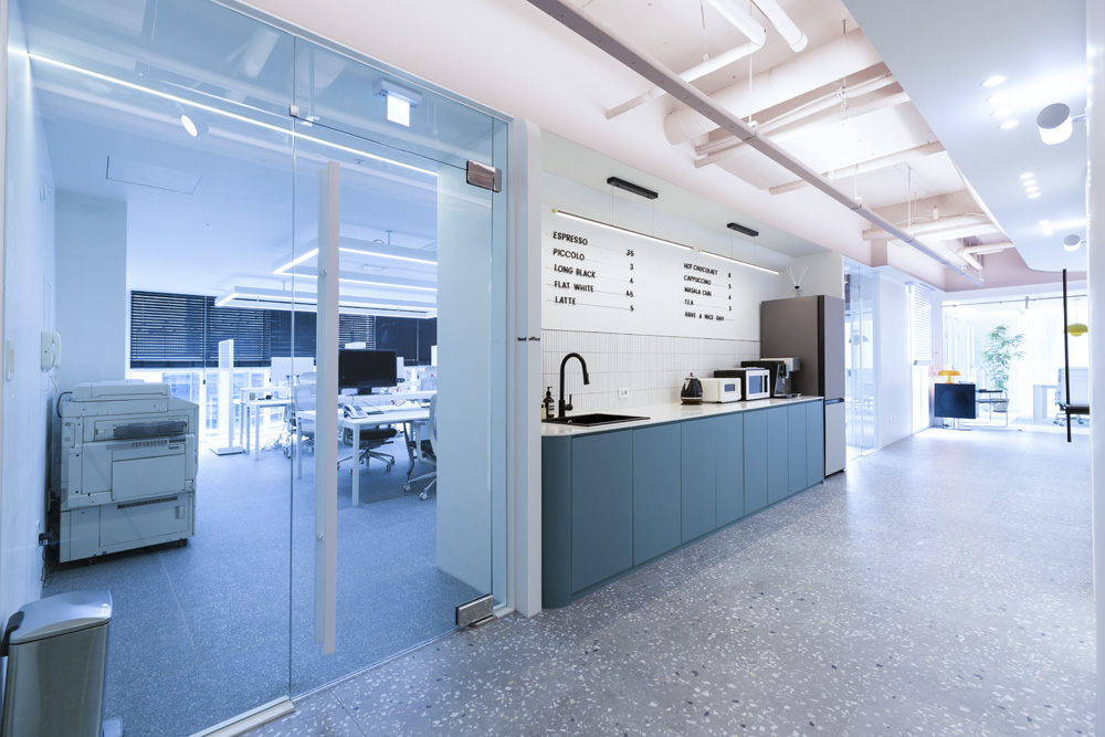 SHOWKET 办公室&工作室 | 74 平的极简咖啡馆式设计-10