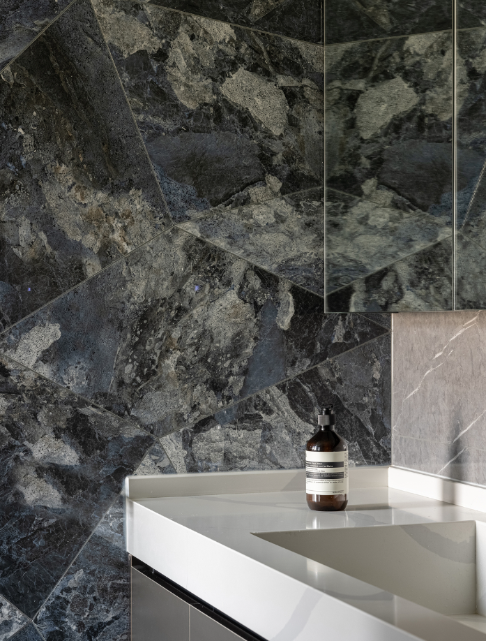 御湖蓝湾 170 平意式极简家居设计-61