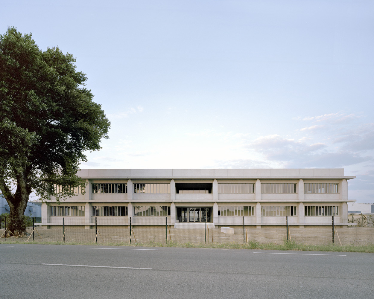 法国蒙彼利埃 MONOD II 办公楼丨Atelier EGR-10