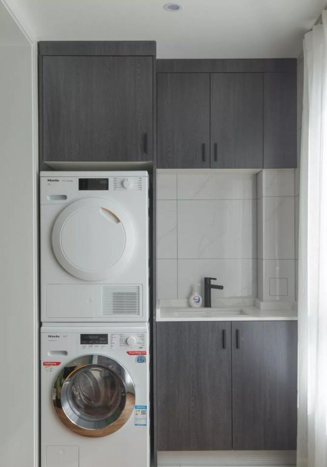 三室两厅的轻奢浪漫空间,互动式设计展现生活美学-39