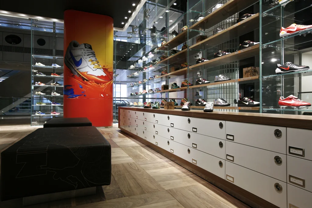 耐克个性化定制工作室丨英国伦敦-17
