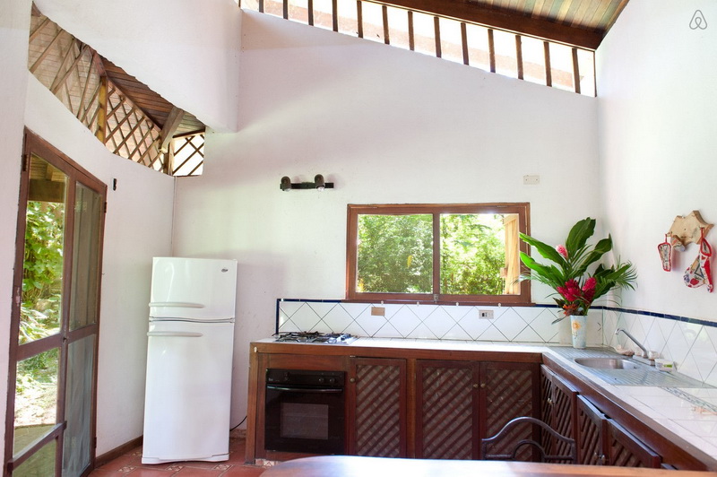 适合外府居住的两层房屋设计-11