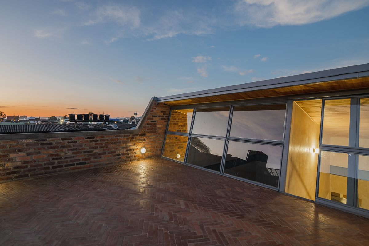 哥伦比亚 Binario 画廊工作室丨Yemail Arquitectura-35