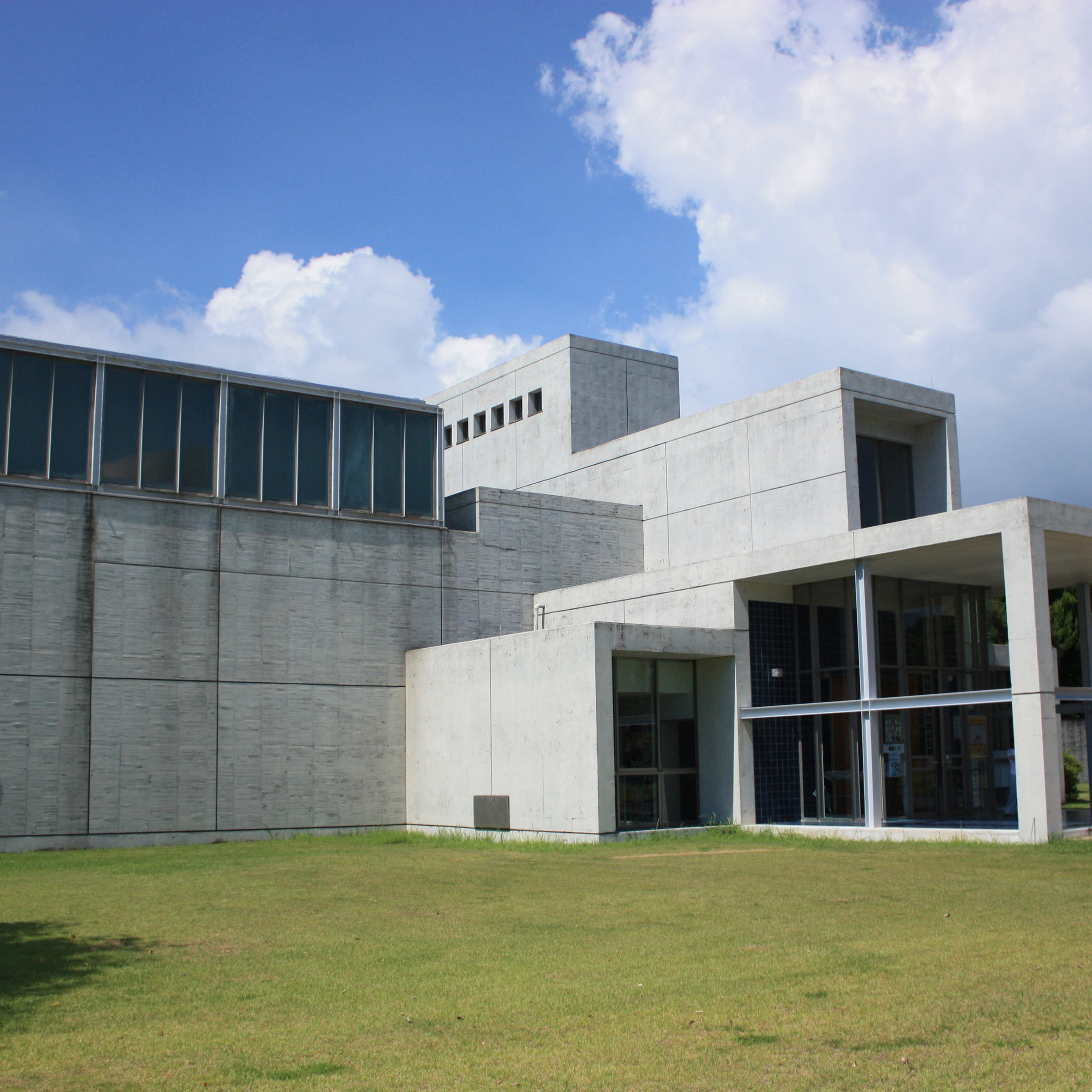 Eight notable projects by late architect Fumihiko Maki-12