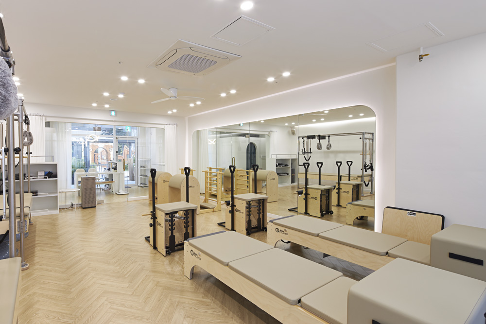 20 平米高级 Pilates 学院，现代简约设计典范-9