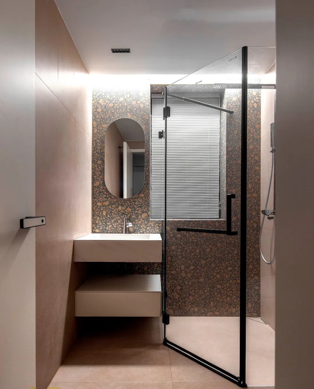 黑白灰的优雅奏鸣曲 · 原石空间设计的 170㎡上跃公寓丨中国温州-30