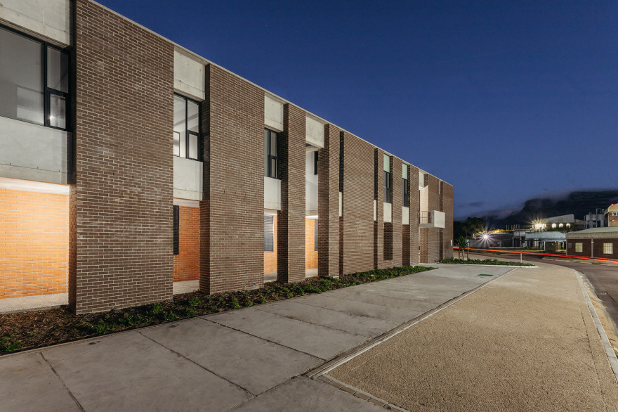 阿特隆污水处理厂新风机房综合体丨南非开普敦丨SALT Architects-121