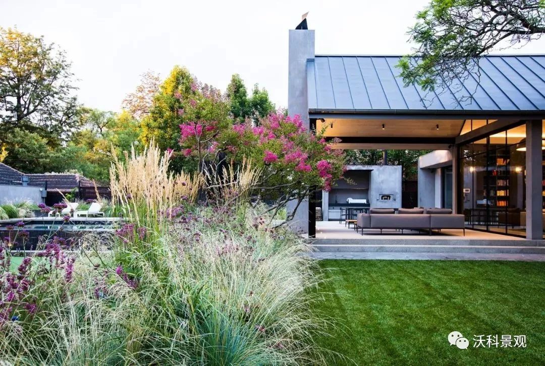 融入自然的别墅庭院设计-21