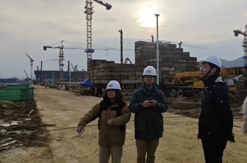 党员突击队|在变化中淬炼——记卡游科技动漫衍生品生产基地项目党员突击队-8