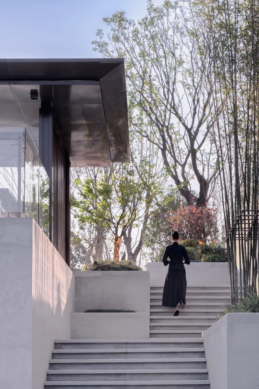 藏珑大境 | 悬浮泳池与自然共生的空中花园-30