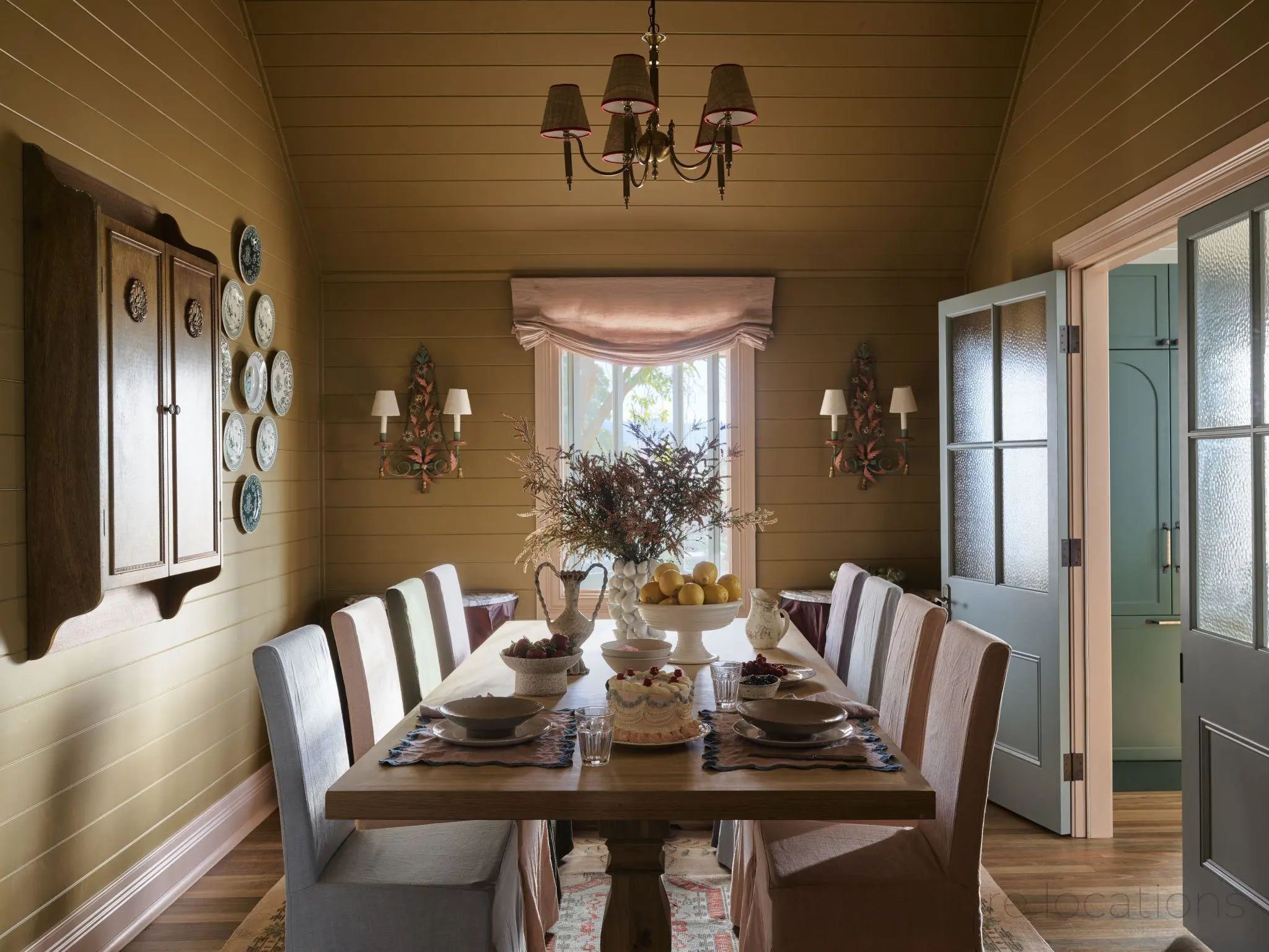 澳大利亚乡村农场住宅的现代复兴-11