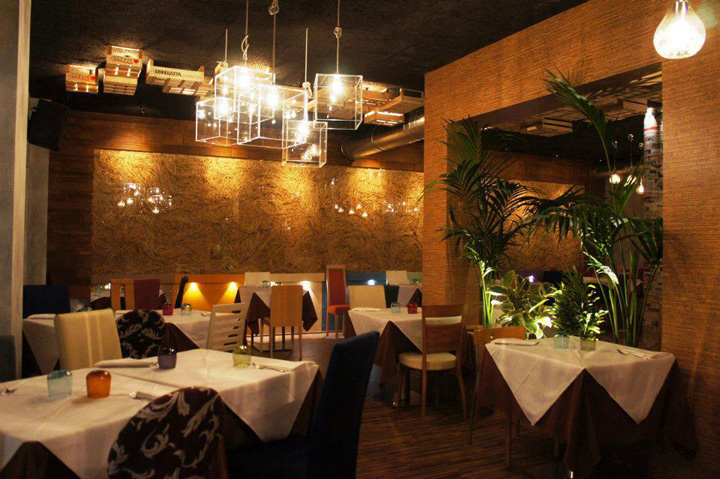 “ПЕПЕРОНИ”餐厅丨意大利丨米兰设计师Andrea Langhi-4