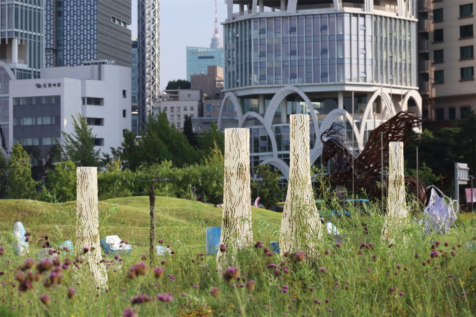 万科檐语间：城市中的原野 公园里的商业 / ROXin容心设计-82