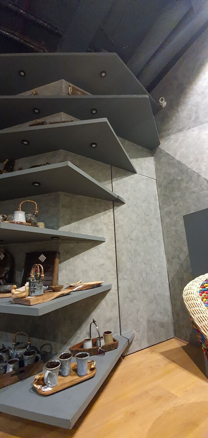 IC04 · 深灰洞穴中的珍宝展示-20