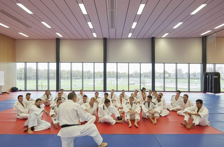 海牙Zuiderpark体育校园丨荷兰海牙丨FaulknerBrowns Architects-41