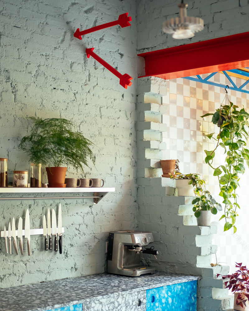 色彩斑斓的“山景房” · 英国伦敦的现代家庭住宅设计丨CAN-24