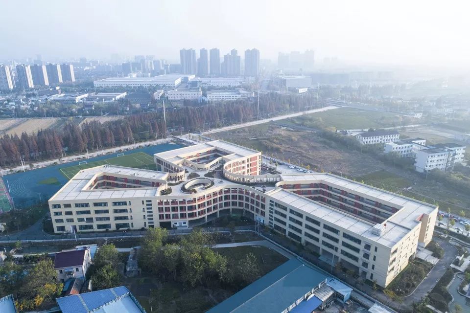 扬中市外国语中学分部丨普泛建筑工作室-16