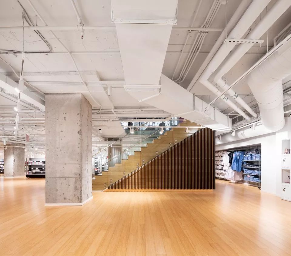 麦大校外自由空间 | Le James 书店设计-21