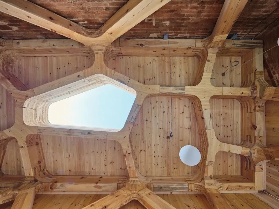 西班牙机器人工匠大教堂-119