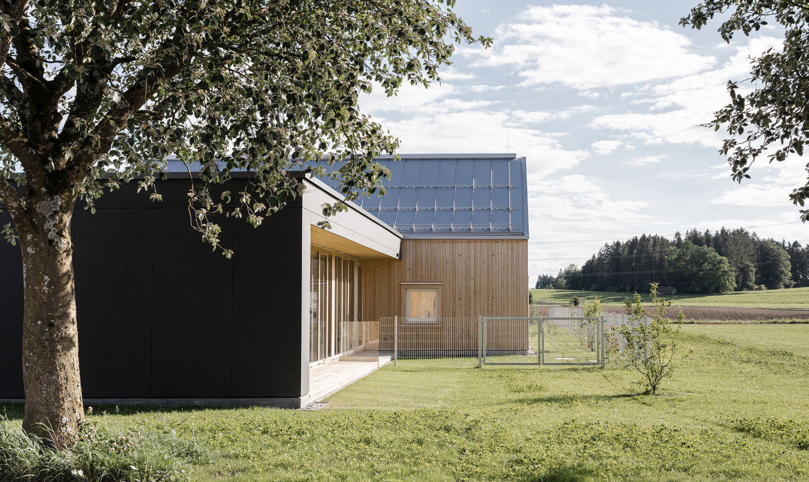 德国乡村的绿色环保幼儿园设计-30