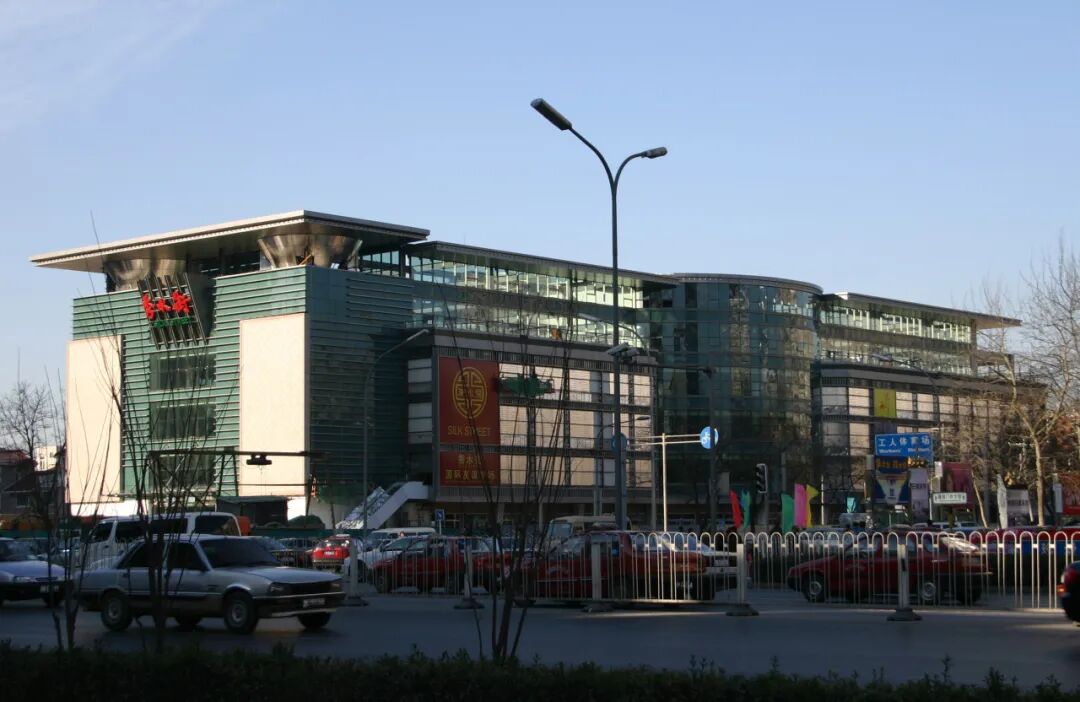 北京秀水街大厦立面改造项目：城市更新中的“逆生长”传奇-5