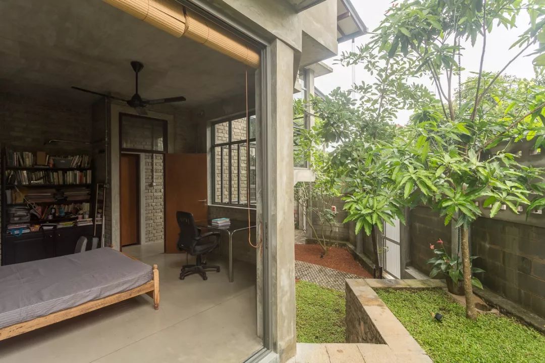 水泥“宝塔”住宅,简约中性之美-21