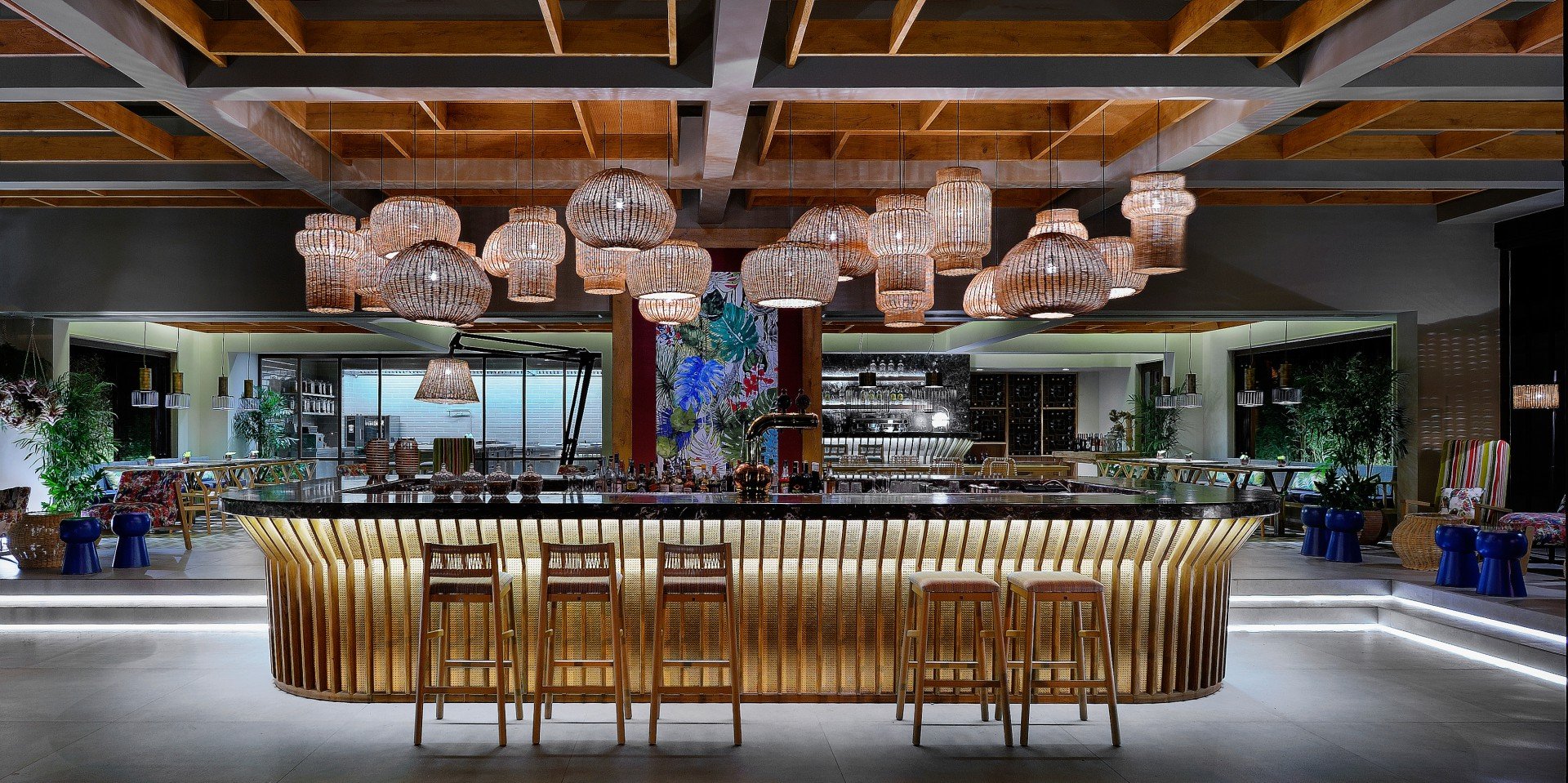 罗得岛藤酒吧餐厅-2