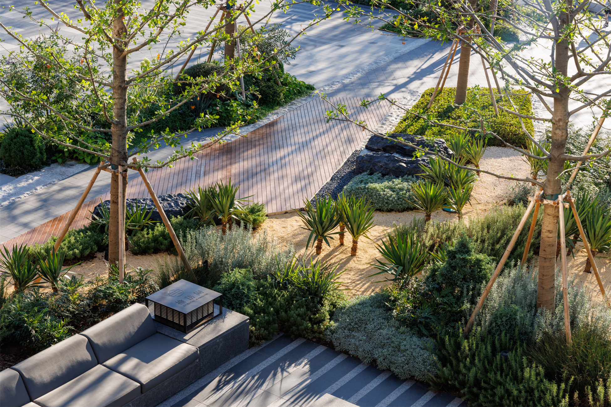 万科檐语间：城市中的原野 公园里的商业 / ROXin容心设计-50