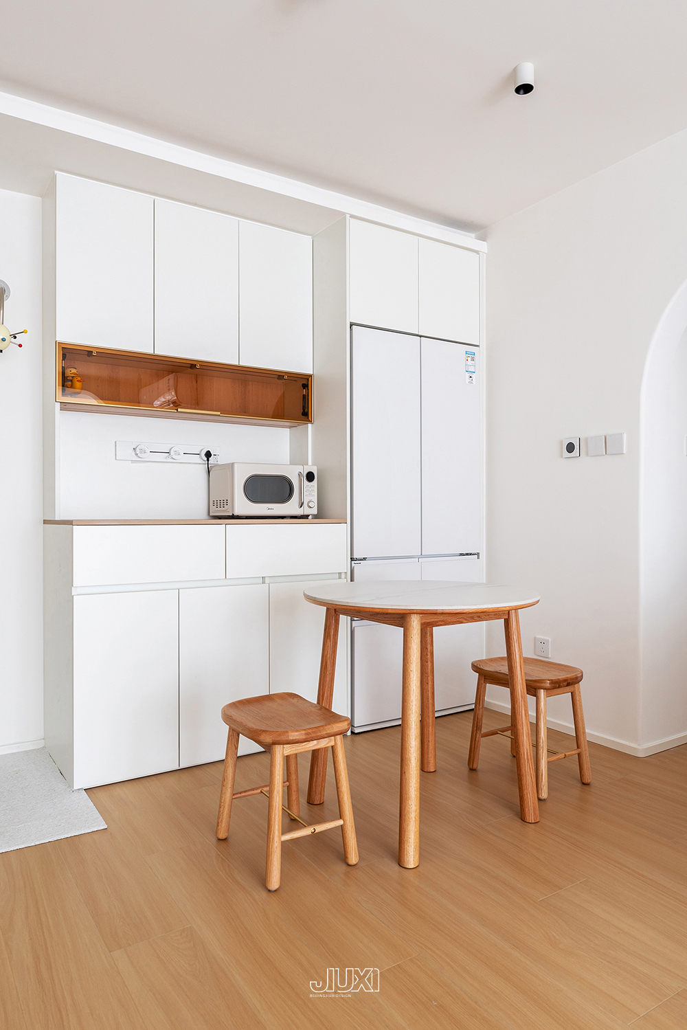 奶油原木一落地,放大30㎡的效果就有了-31