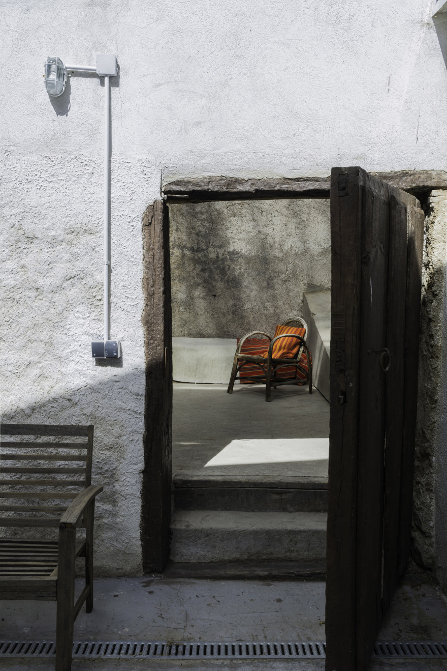 Barn Rehabilitation in a House / G+F Arquitectos-40