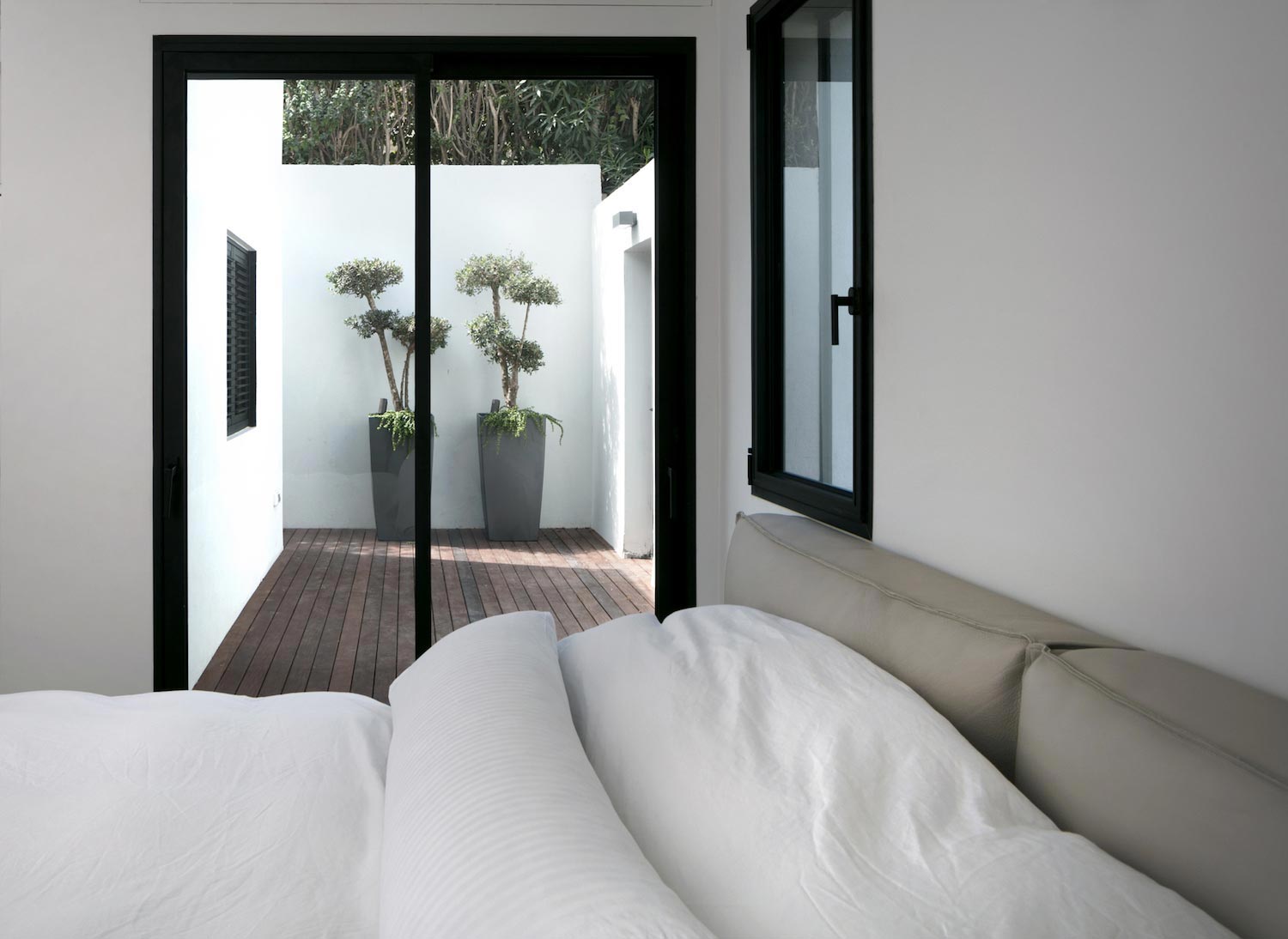 以色列 20 世纪 50 年代单层半独立住宅现代改造-19