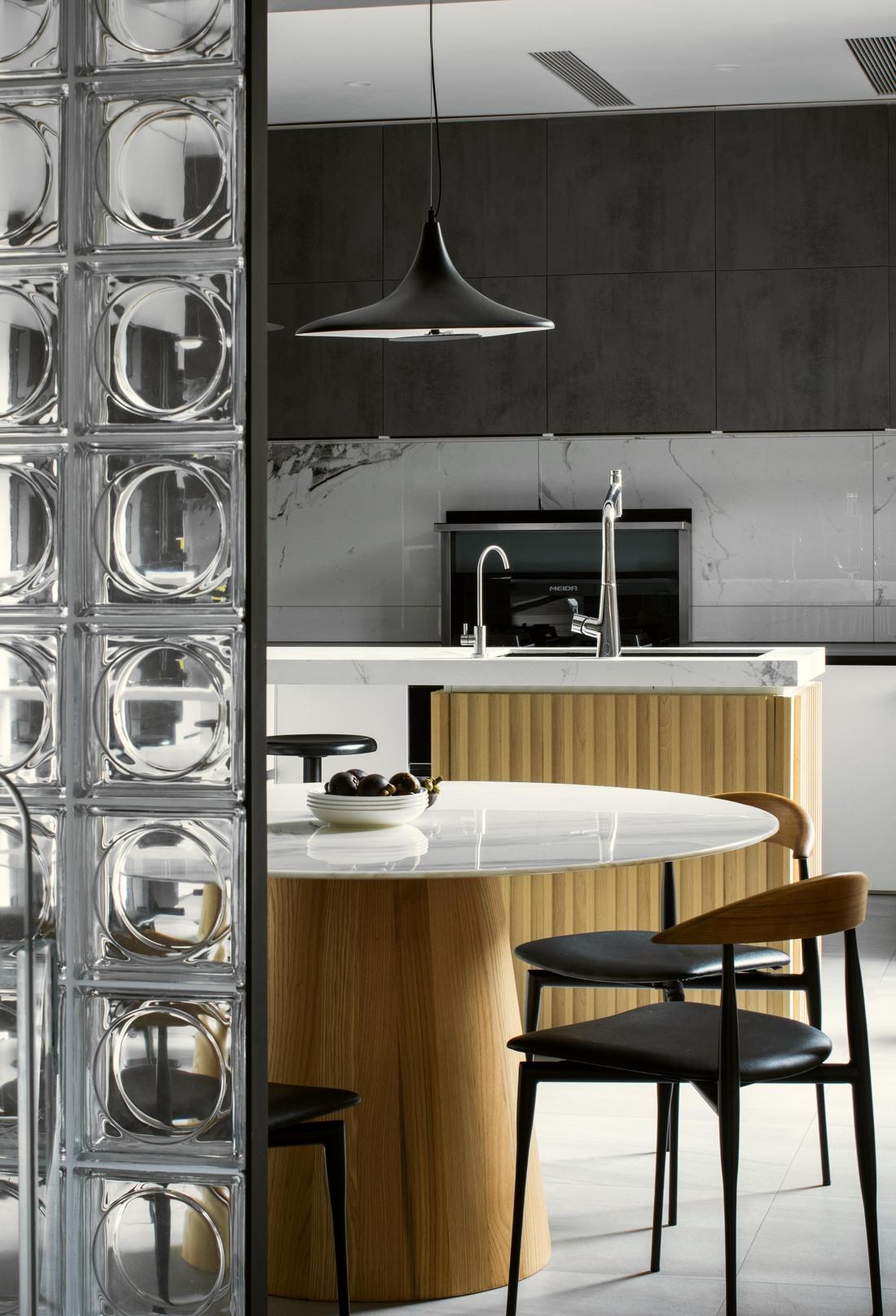 现代简约山景别墅-22