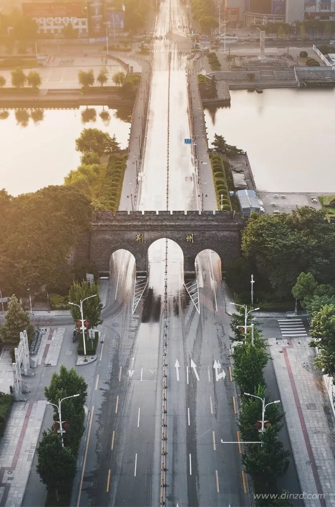 楚天都市润园销售中心丨中国荆州丨典时设计-0