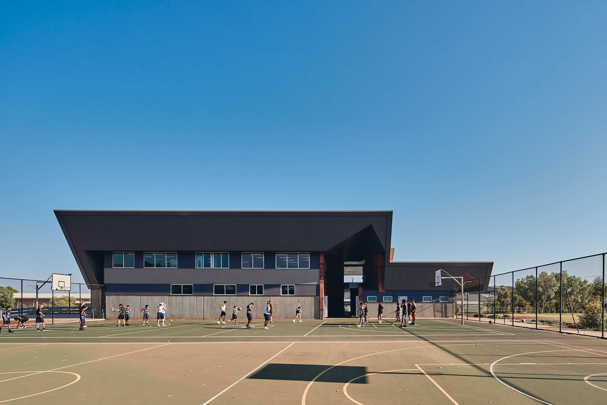 Karratha Senior High School Technical Learning Facilities / iredale pedersen hook architects-43