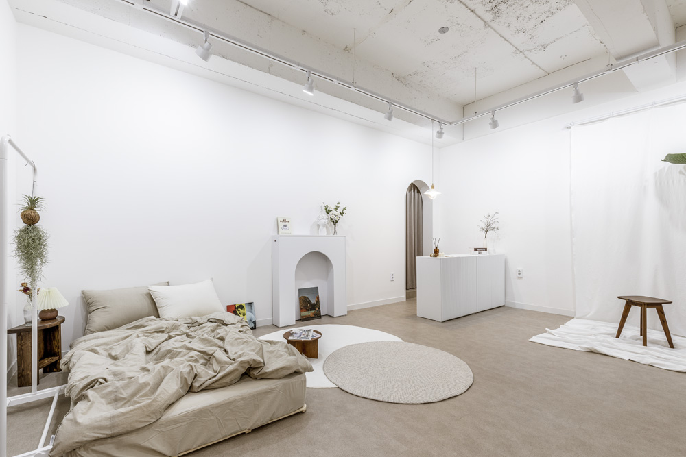 30 平米极简风工作室 设计亮点一目了然-5