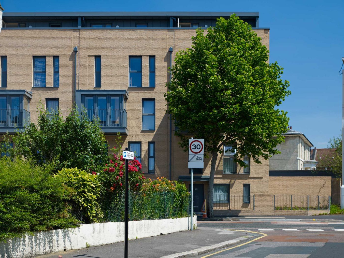 Mæ's Hammond Court and New Islington projects featured in the second edition of the Housing Design Handbook
                    -2