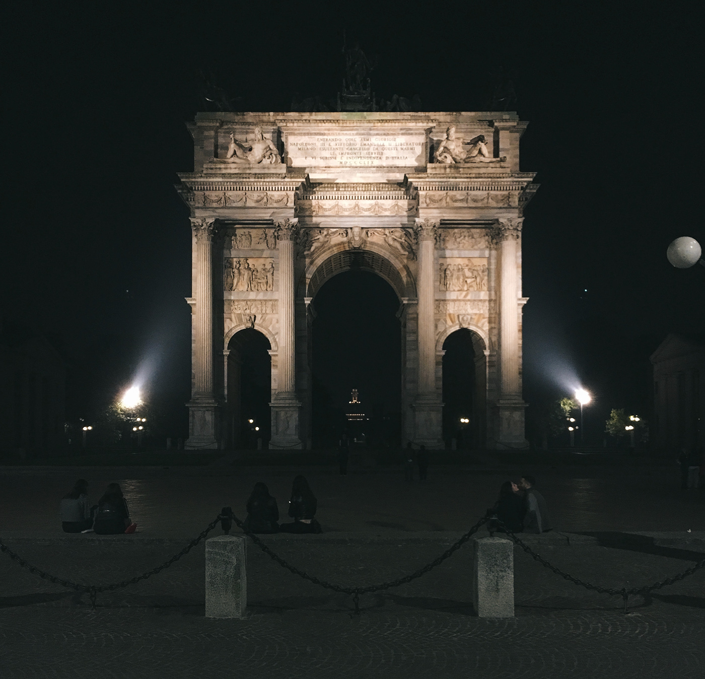 米兰夜色 · 意大利 Milano II 的绝美室内设计-2