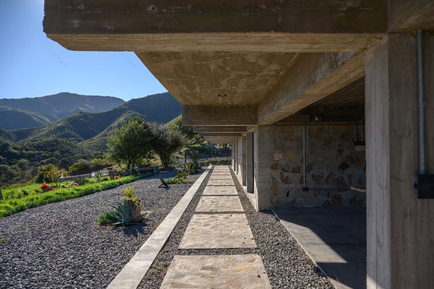 Cerro El Dragón住宅丨西班牙丨Cristián Nanzer-19