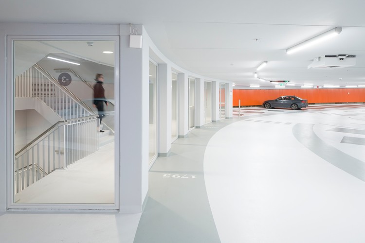 拉默市场停车场-15