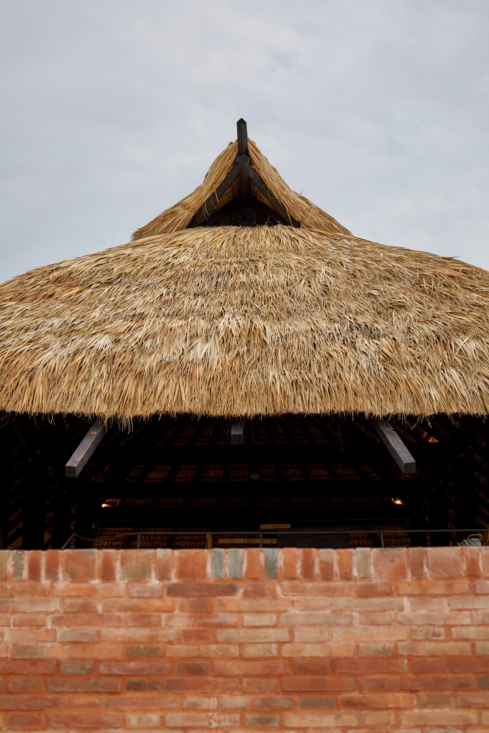 墨西哥海滨日式餐厅“Kakurega Omakase”融合两国建筑风格-22