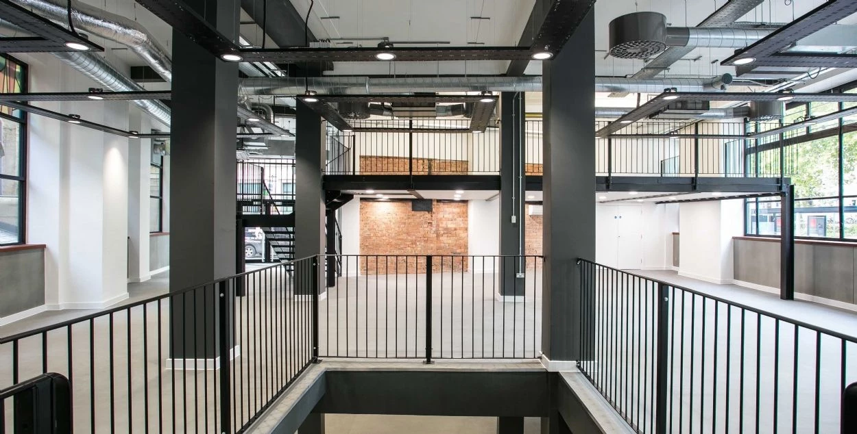 英国 Bristol 市 St Stephens House 办公室翻新设计-21