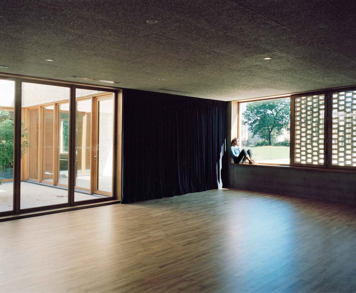 法国白色石文化中心丨RAUM-40