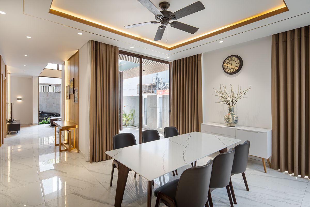 现代绿色环保的越南 Step House 设计-20