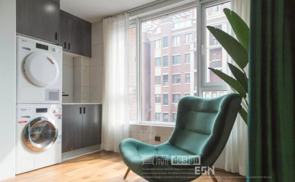 三室两厅的轻奢浪漫空间,互动式设计展现生活美学-41